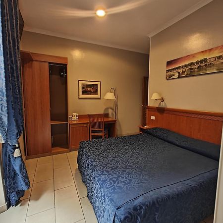 Hotel Domus Roxy Rzym Zewnętrze zdjęcie