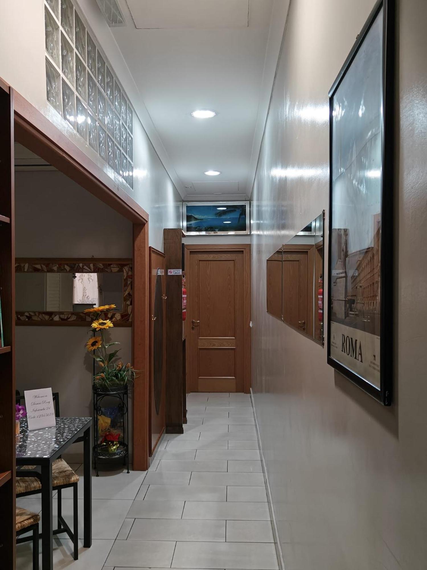 Hotel Domus Roxy Rzym Zewnętrze zdjęcie