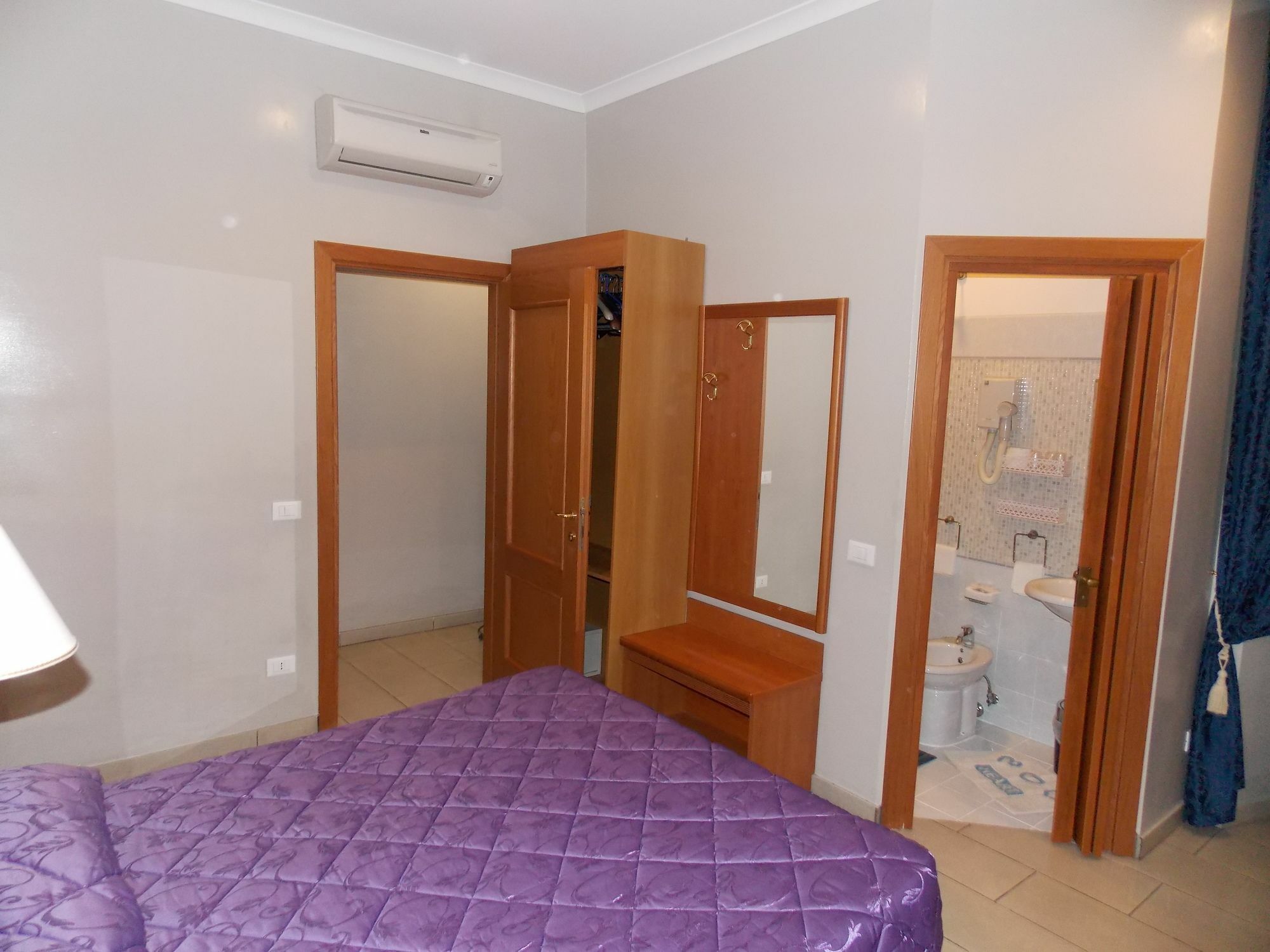 Hotel Domus Roxy Rzym Zewnętrze zdjęcie